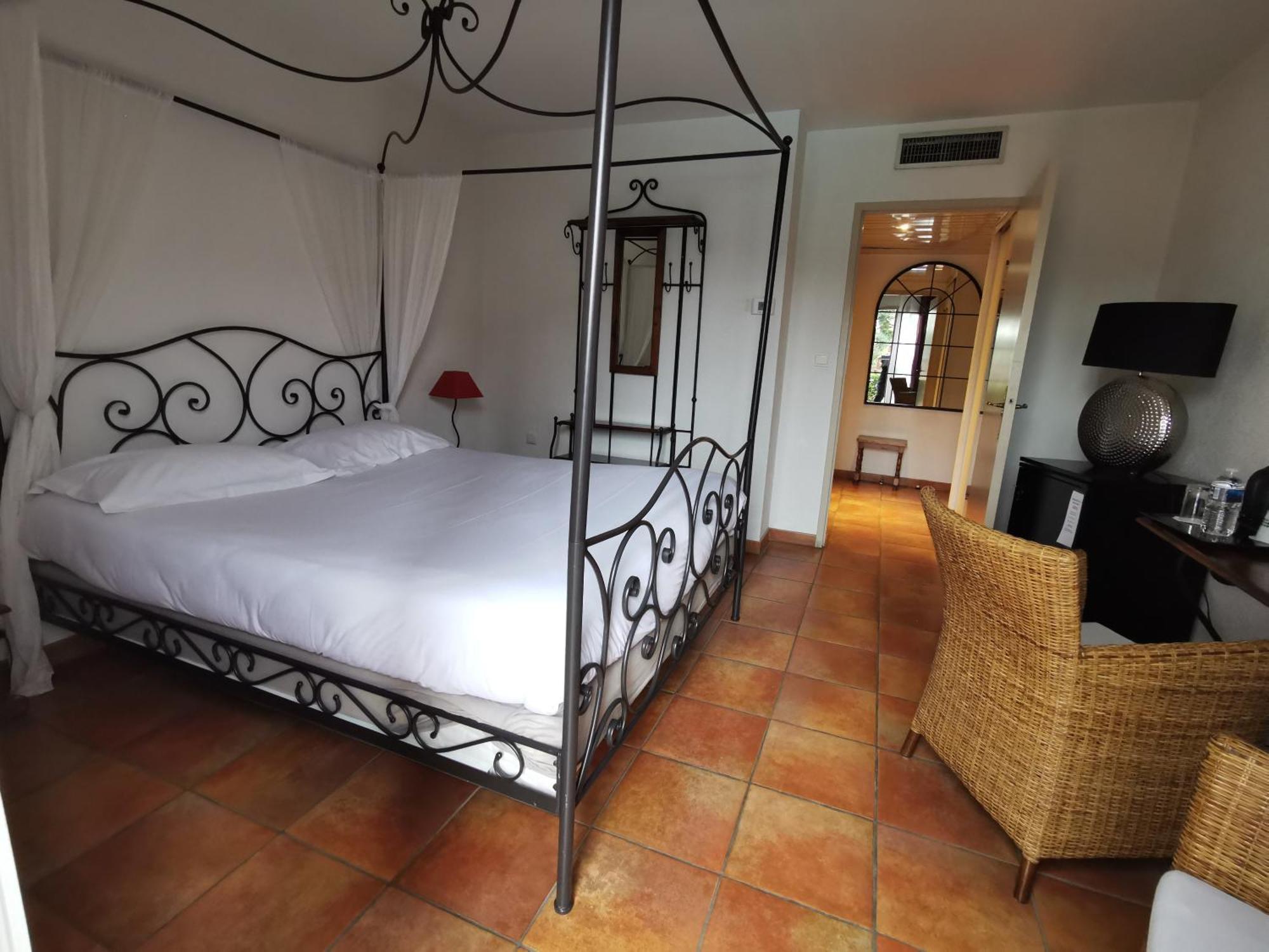 Best Western L'Orangerie Ним Экстерьер фото